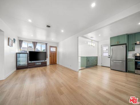 801 S Courtney Avenue, Fullerton, CA