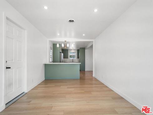 801 S Courtney Avenue, Fullerton, CA