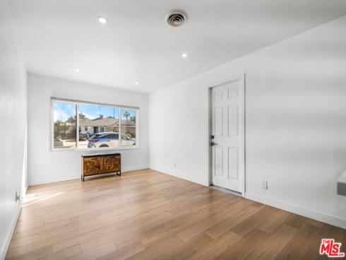 801 S Courtney Avenue, Fullerton, CA