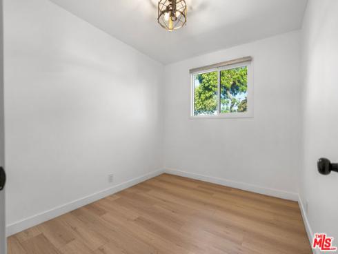 801 S Courtney Avenue, Fullerton, CA