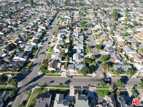 801 S Courtney   Avenue, Fullerton, CA