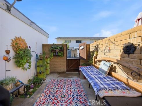 1323  Cameo Lane  , Fullerton, CA