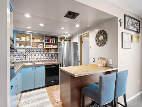 1323  Cameo Lane  , Fullerton, CA