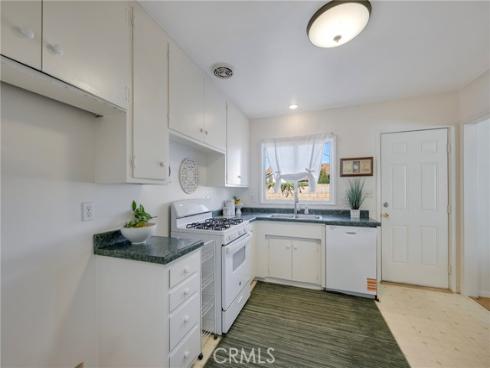 1343 W Oak  , Fullerton, CA