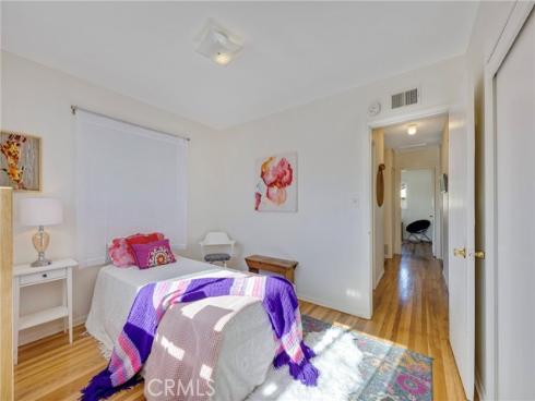 1343 W Oak  , Fullerton, CA