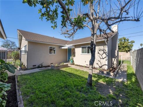 1343 W Oak  , Fullerton, CA