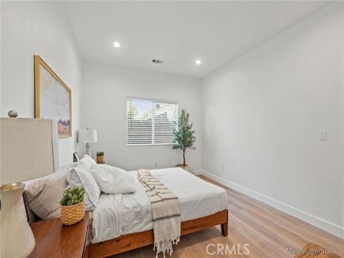 128 S Citrus Avenue, Fullerton, CA