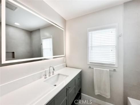 306 W Porter  , Fullerton, CA