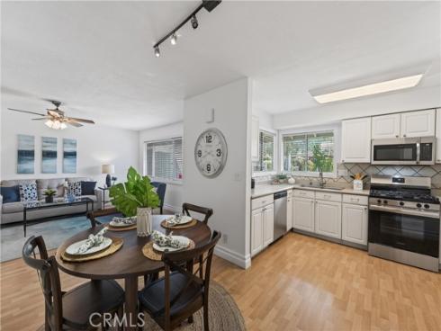 1752 E Commonwealth 102 , Fullerton, CA