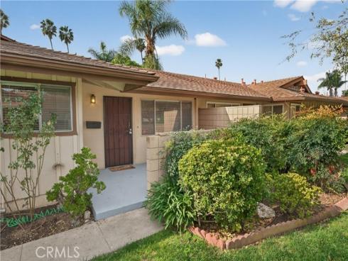 1752 E Commonwealth 102 , Fullerton, CA