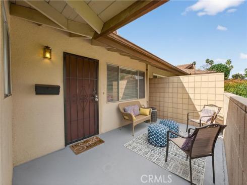 1752 E Commonwealth 102 , Fullerton, CA