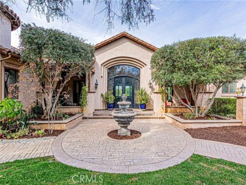 1241 W Valencia Mesa  , Fullerton, CA