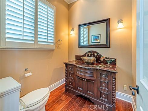 1241 W Valencia Mesa  , Fullerton, CA