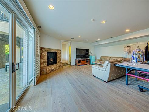 1241 W Valencia Mesa  , Fullerton, CA