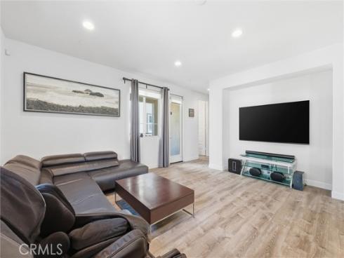 1360 Clementine Way, Fullerton, CA