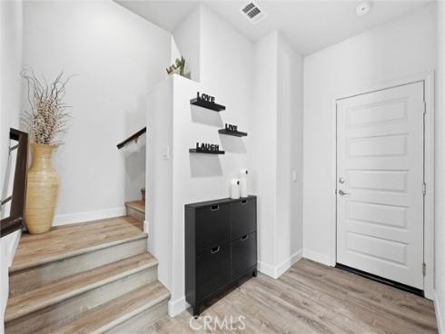 1360 Clementine Way, Fullerton, CA