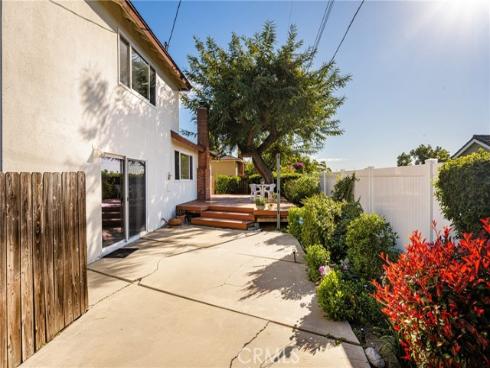 2531  Hartford  , Fullerton, CA