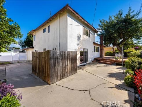 2531  Hartford  , Fullerton, CA