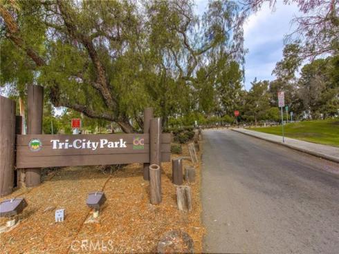 2531  Hartford  , Fullerton, CA