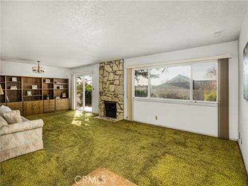 2531  Hartford  , Fullerton, CA