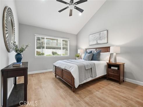 2337  Grandwood  , Fullerton, CA