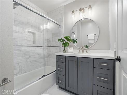 2337  Grandwood  , Fullerton, CA