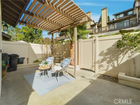 2337  Grandwood  , Fullerton, CA