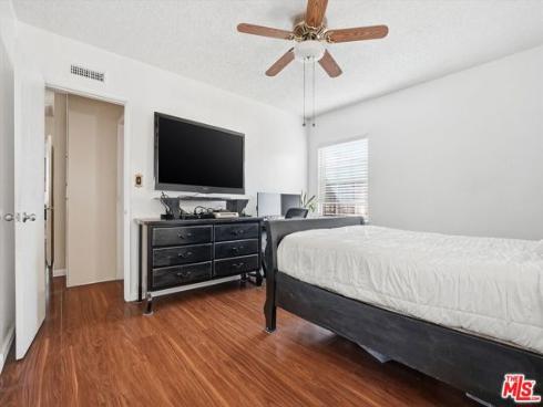 1412 W Baker Avenue, Fullerton, CA