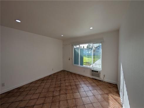 1422  Peckham  A , Fullerton, CA