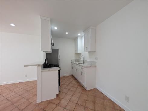 1422  Peckham  A , Fullerton, CA