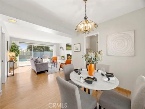 712  Toussau  , Fullerton, CA