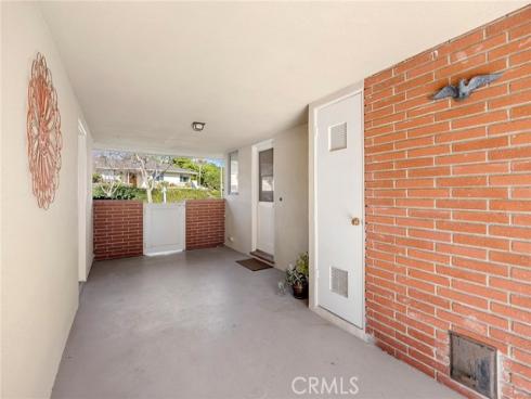 712  Toussau  , Fullerton, CA