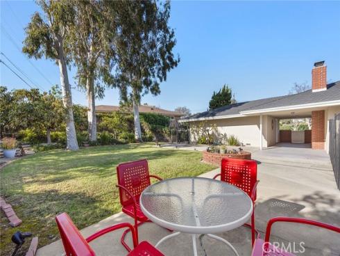 712  Toussau  , Fullerton, CA