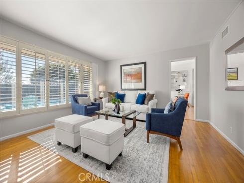 712  Toussau  , Fullerton, CA