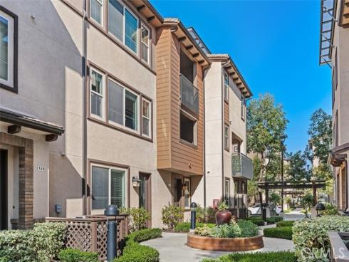 1370  Clementine   Way, Fullerton, CA