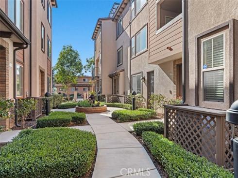 1370  Clementine   Way, Fullerton, CA