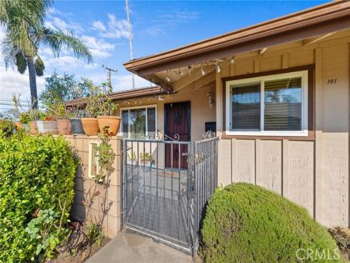 1740 E Commonwealth  101  Avenue, Fullerton, CA