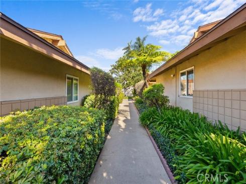 1740 E Commonwealth  101  Avenue, Fullerton, CA