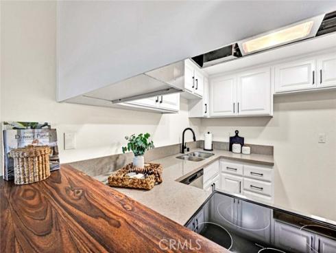 3062 Associated 1 , Fullerton, CA