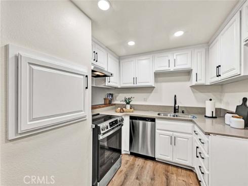 3062 Associated 1 , Fullerton, CA