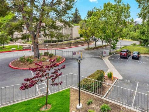 3062 Associated 1 , Fullerton, CA