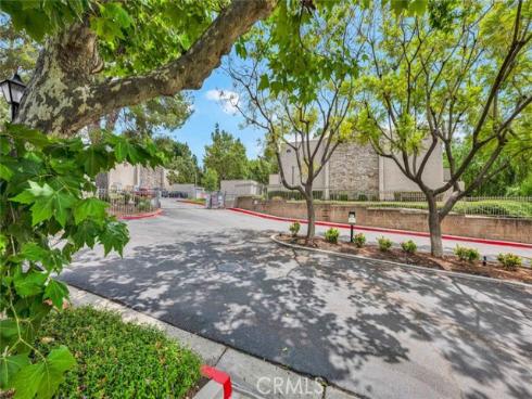 3062 Associated 1 , Fullerton, CA