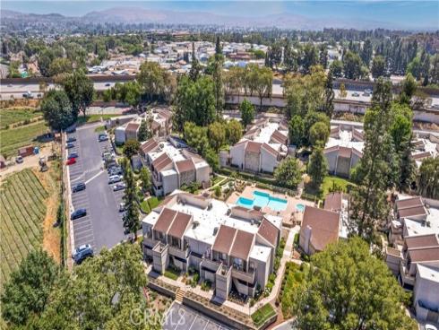 3062 Associated 1 , Fullerton, CA