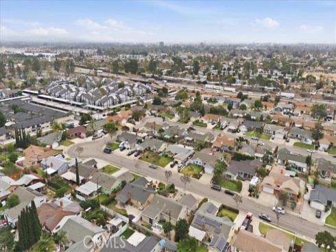 461 W Roberta , Fullerton, CA