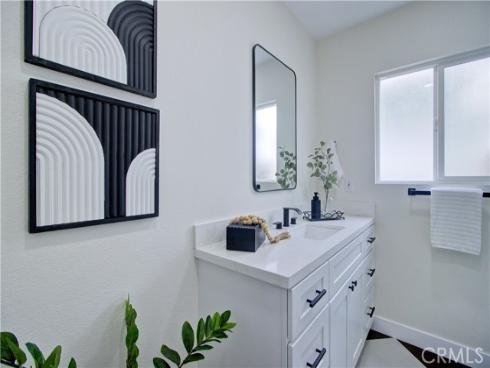 1320  Valle Vista drive  , Fullerton, CA