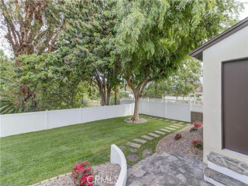 1320  Valle Vista drive  , Fullerton, CA