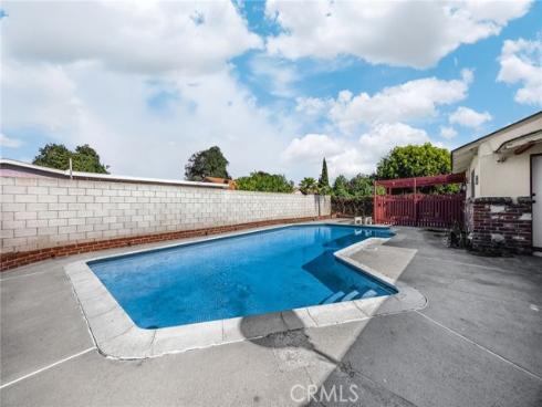 1207 W Woodcrest  , Fullerton, CA