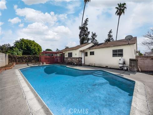 1207 W Woodcrest  , Fullerton, CA