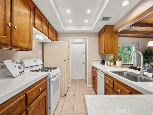 119 Helen , Fullerton, CA