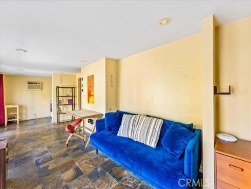 2009 W Oak , Fullerton, CA